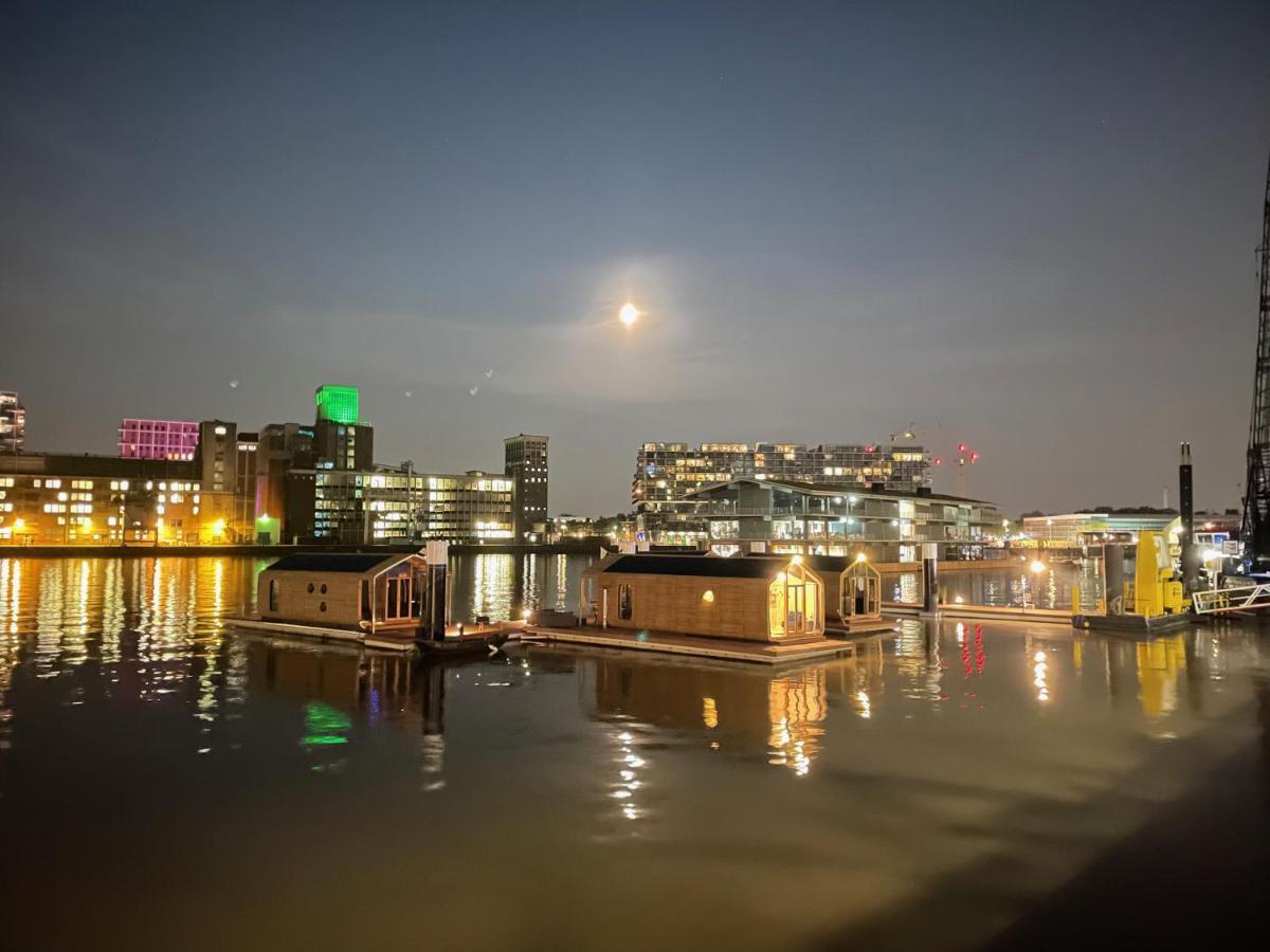 فندق Wikkelboat Nr2 At Floating Rotterdam Rijnhaven المظهر الخارجي الصورة