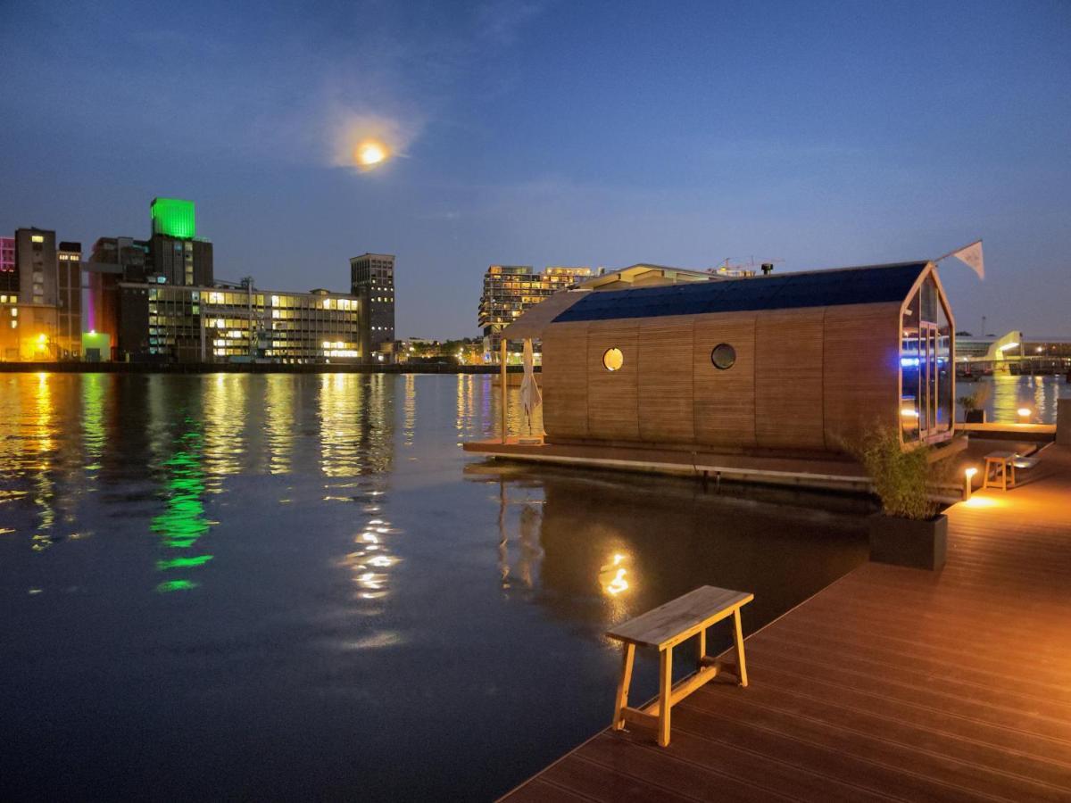 فندق Wikkelboat Nr2 At Floating Rotterdam Rijnhaven المظهر الخارجي الصورة